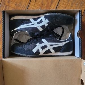 Onitsuka Tiger Serranos, black, USW 8.5/USM 7 / EU 40